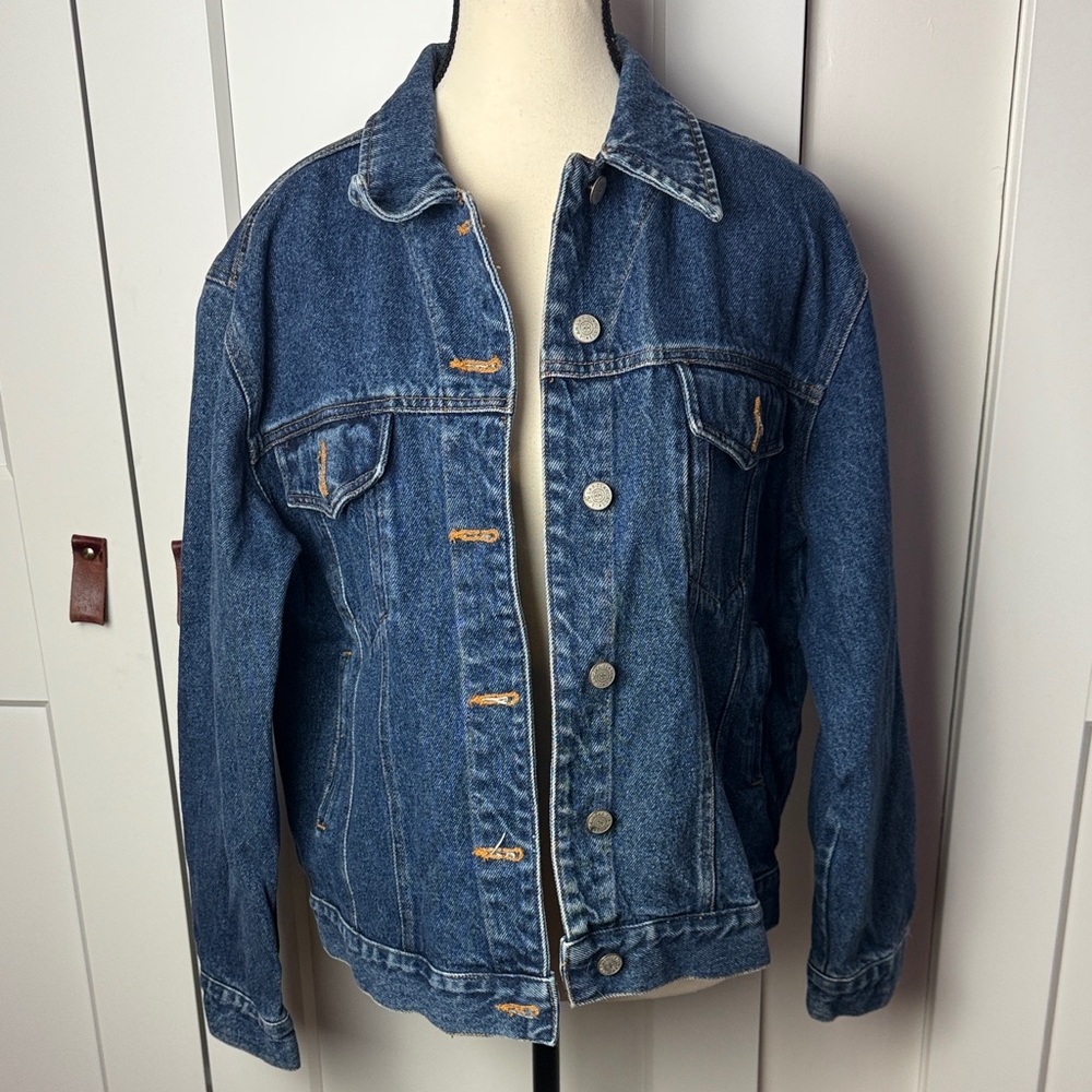 Vintage Bill Blass jeans 100% cotton Jean jacket front pocket medium blue wash